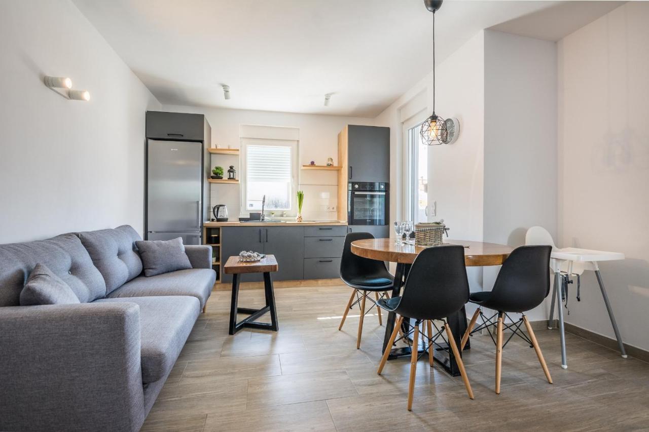 Apartments Pejakovic 维尔 外观 照片
